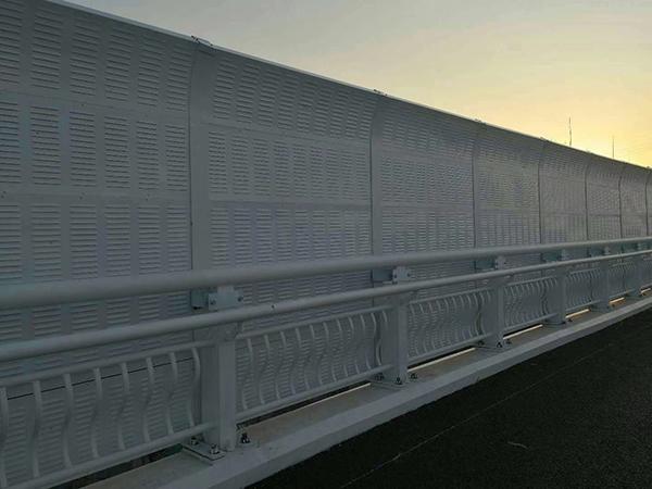 百葉孔、微孔聲屏障圖片4 百葉孔、微孔聲屏障圖片4