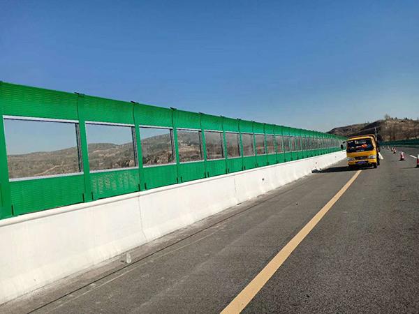 快速路聲屏障圖片3 快速路聲屏障圖片3