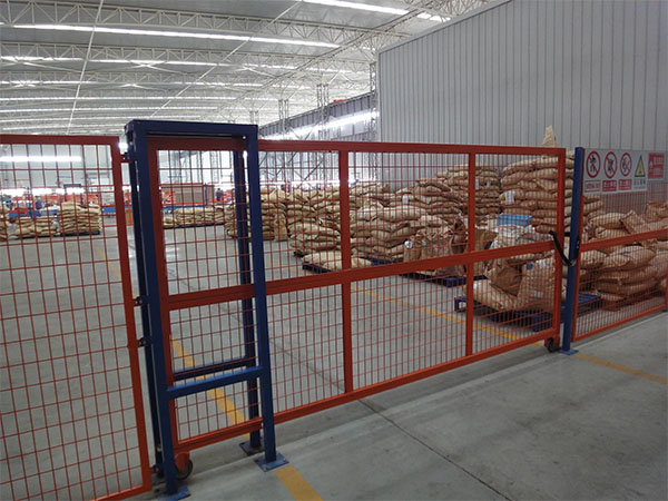 車間隔離網(wǎng)圖片4 車間隔離網(wǎng)圖片4